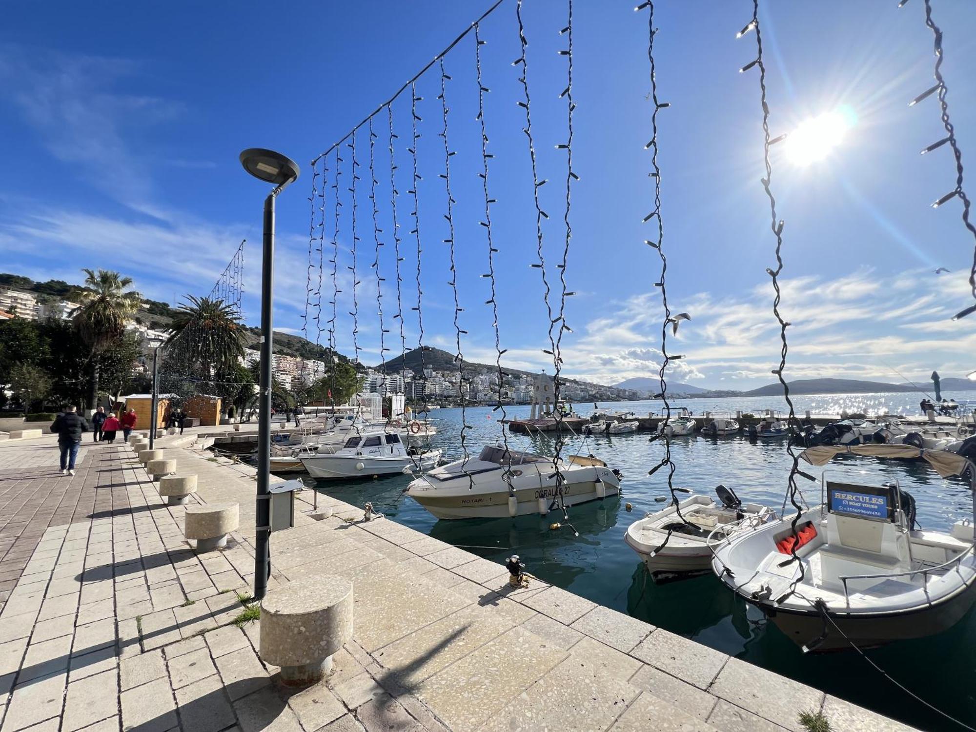 Svein Apartment Sarande Exterior photo